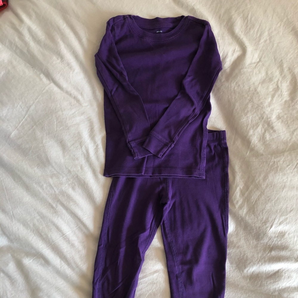 Primary brand toddler l/s pajama set. Size 4/5